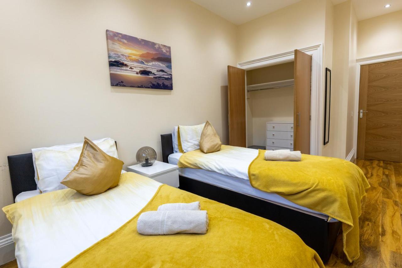 New 3-Bedroom Apartment Close To City Centre Edinburgh Bagian luar foto