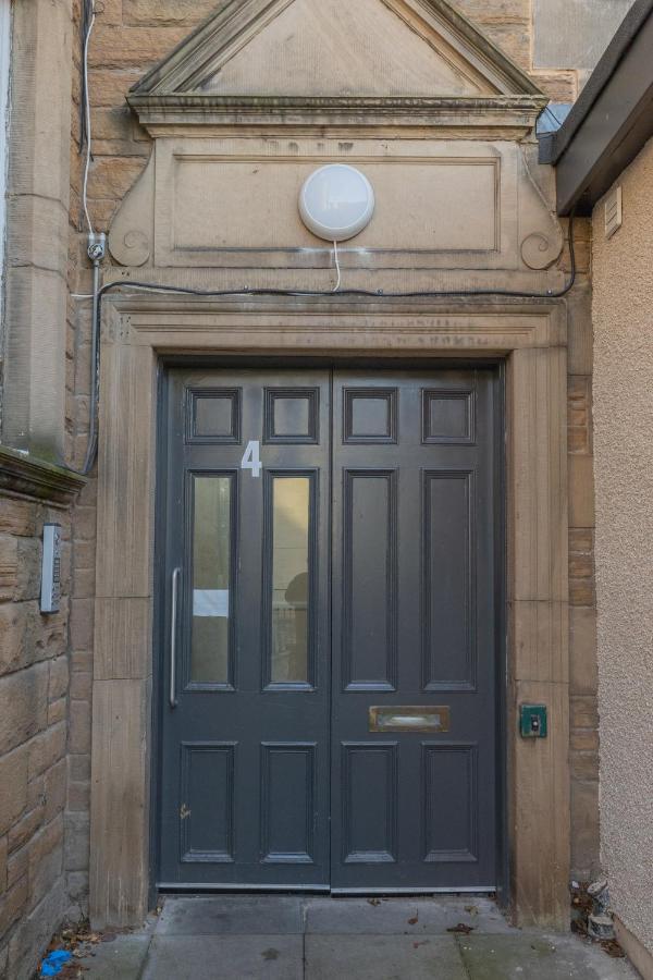 New 3-Bedroom Apartment Close To City Centre Edinburgh Bagian luar foto